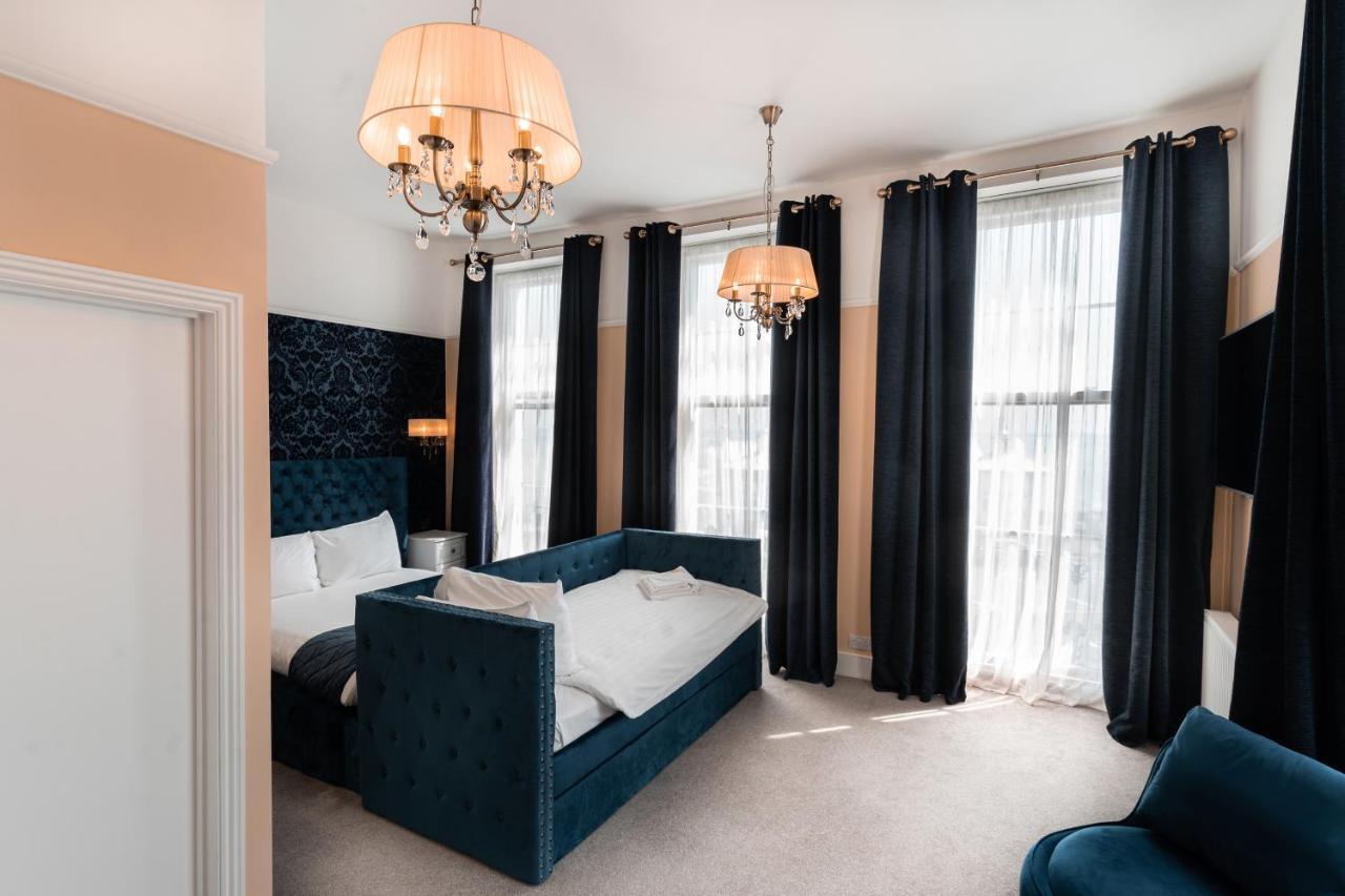 The Pier Hotel 伊斯特布恩 外观 照片