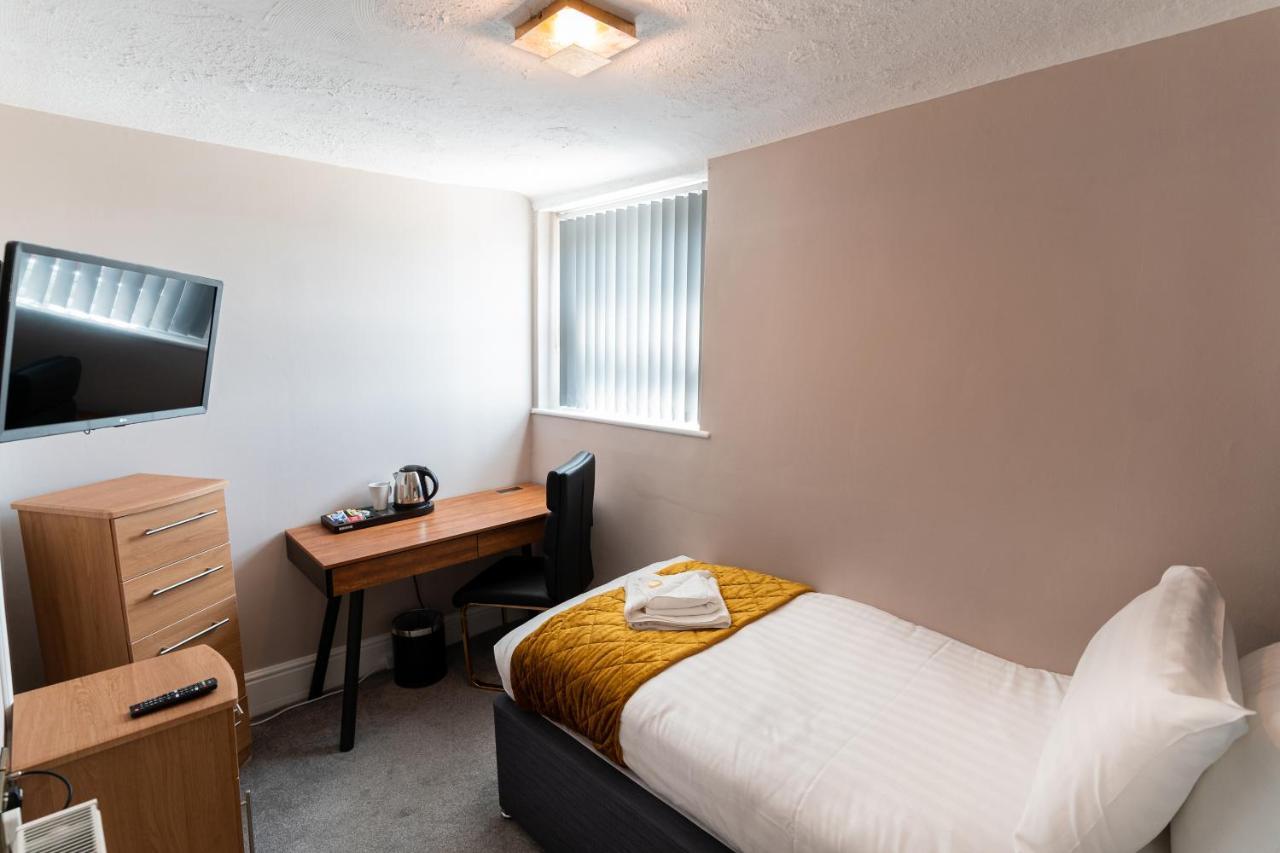 The Pier Hotel 伊斯特布恩 外观 照片
