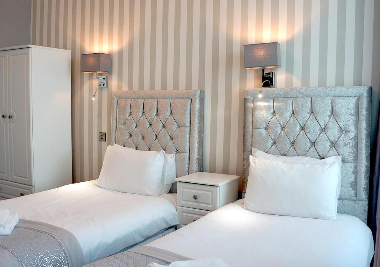 The Pier Hotel 伊斯特布恩 外观 照片