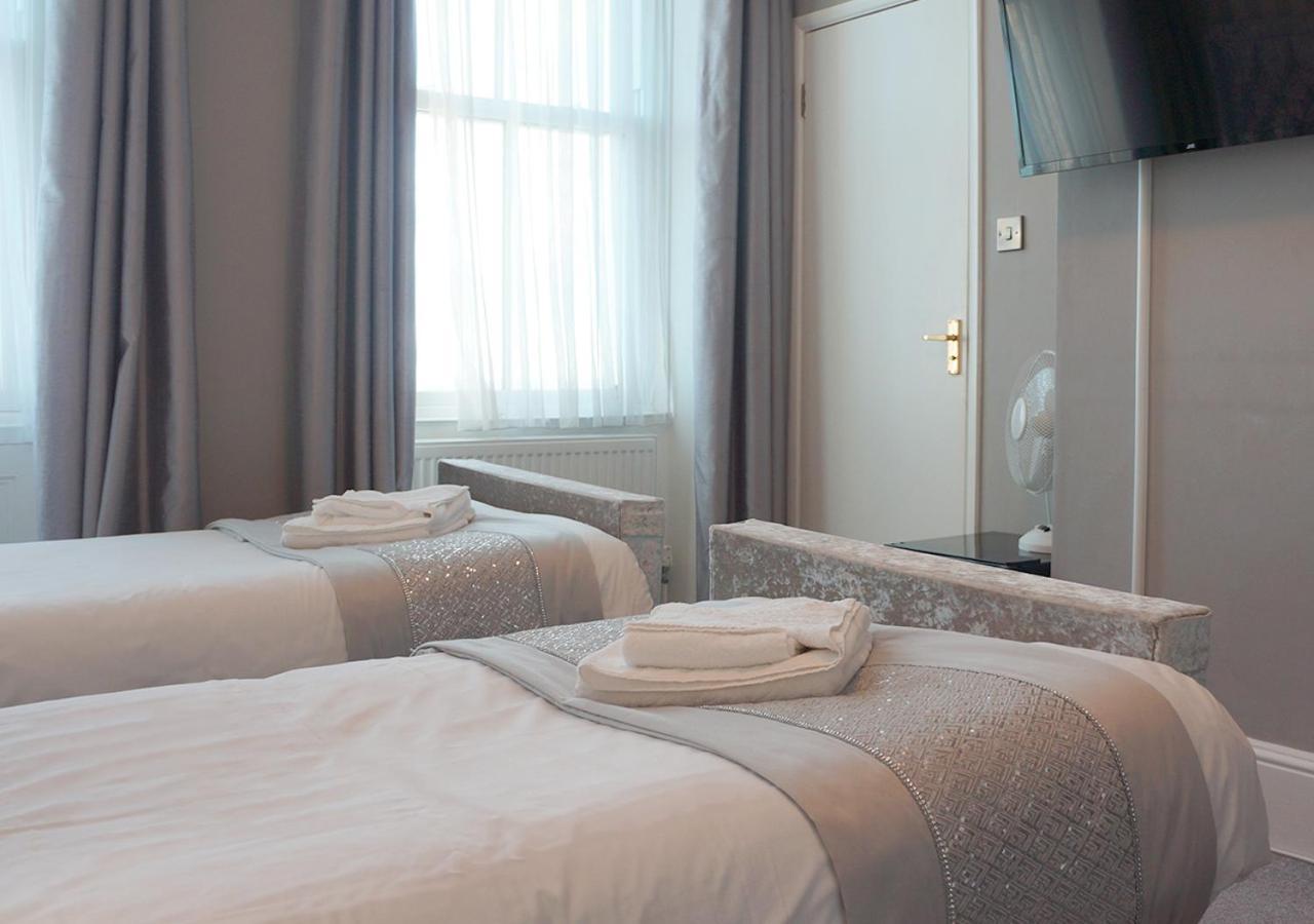 The Pier Hotel 伊斯特布恩 外观 照片