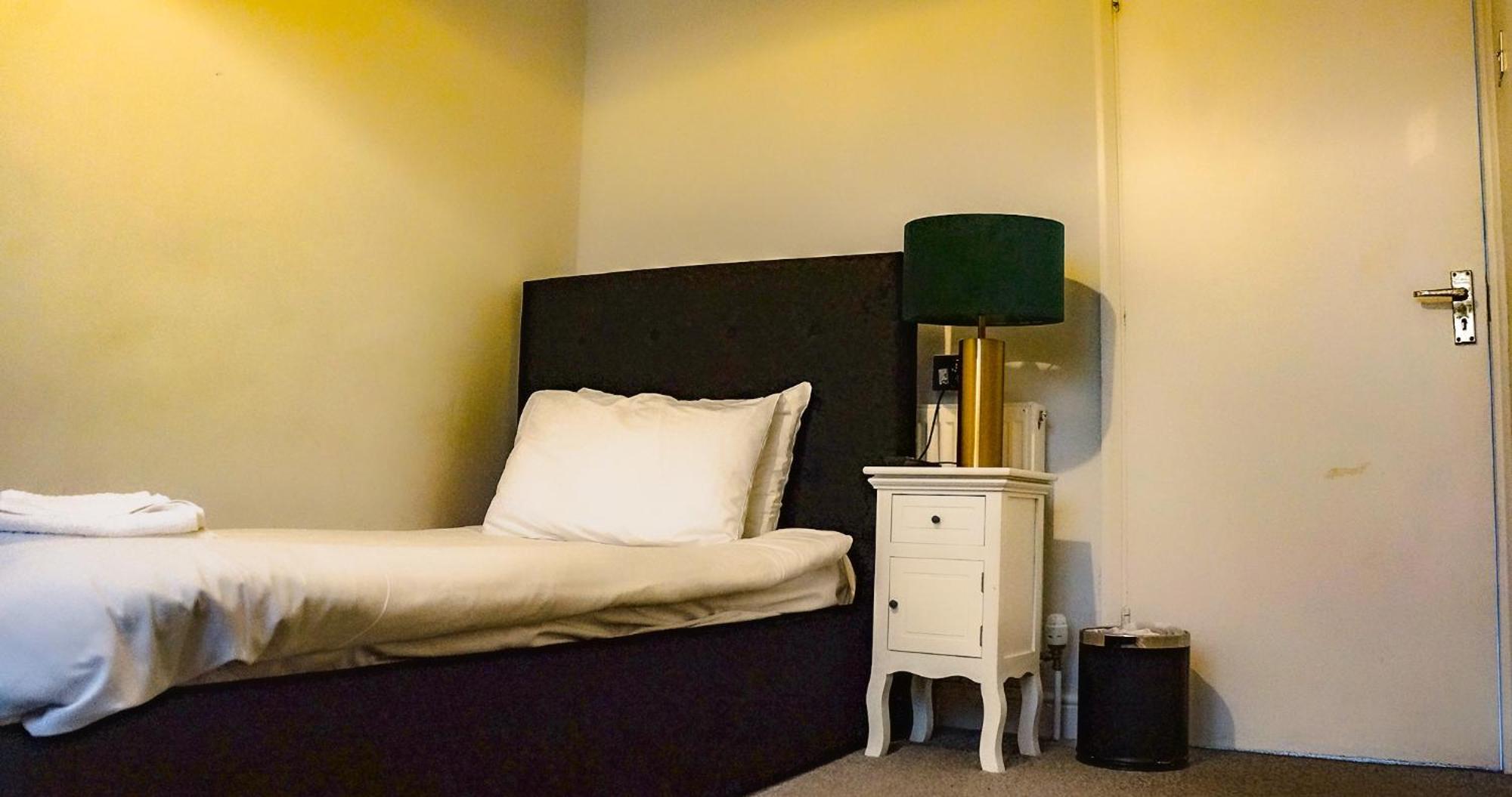The Pier Hotel 伊斯特布恩 外观 照片